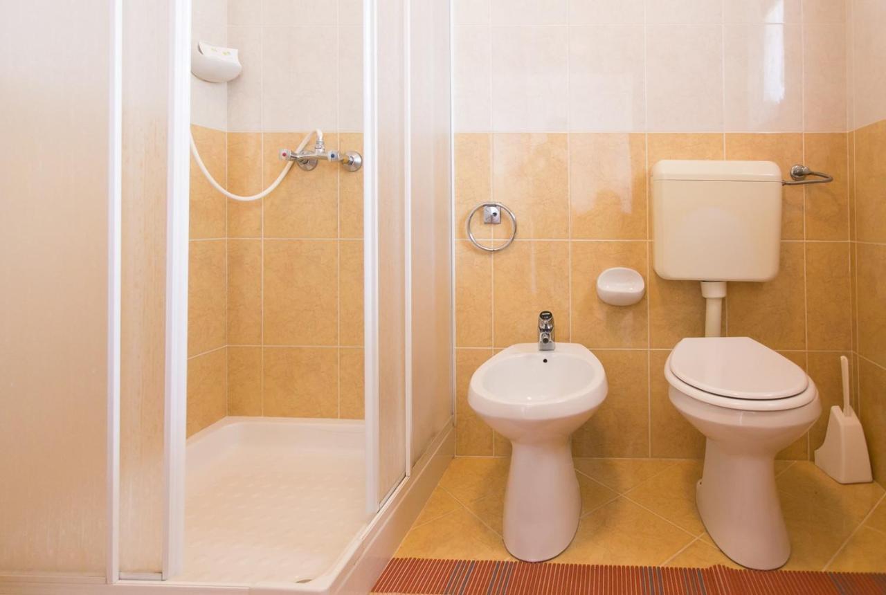 Apartment House Matosevic Porec Bagian luar foto