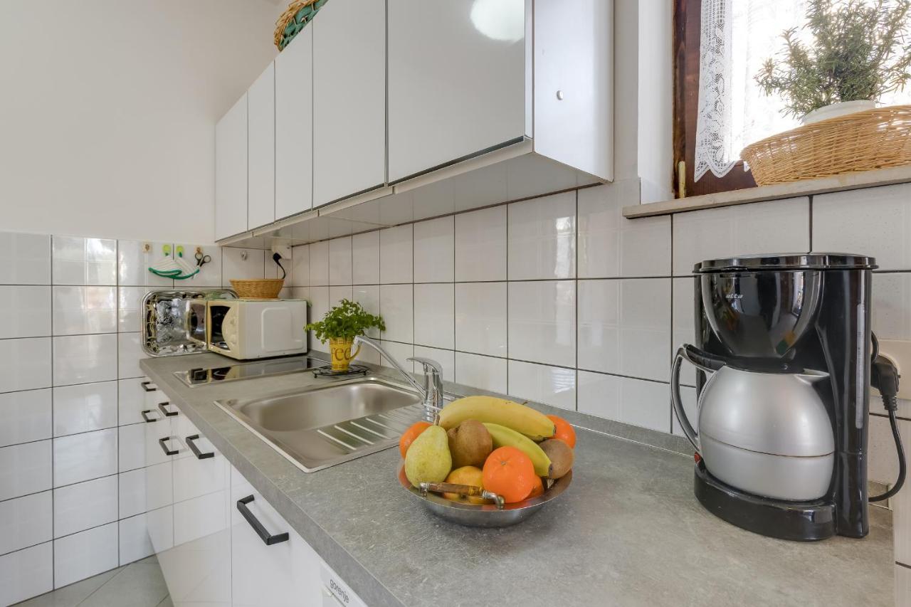 Apartment House Matosevic Porec Bagian luar foto